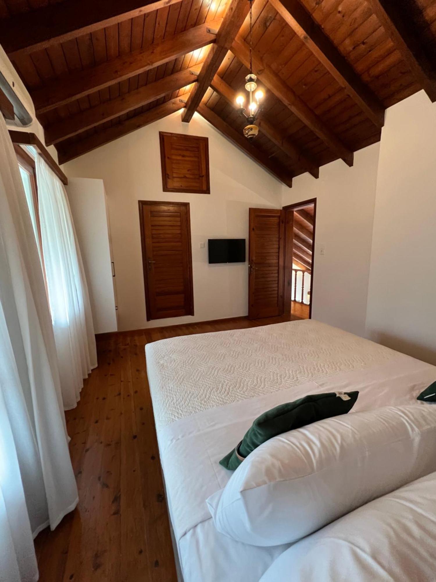 Chania Living Stories Villa With Piano Exteriér fotografie